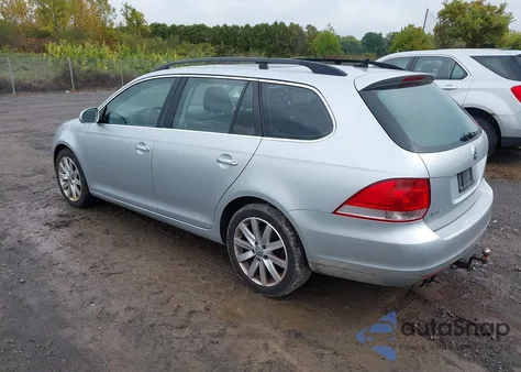 2013 Volkswagen Jetta Sportwagen 2.0L Tdi z USA, uszkodzony, nr VIN 3VWPL7AJ7DM696958